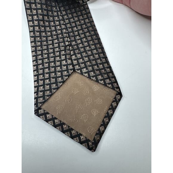 Mens Roffe Accessories 100% Silk Neck Tie Letter H Repeating Pattern Geometric - Picture 6 of 7